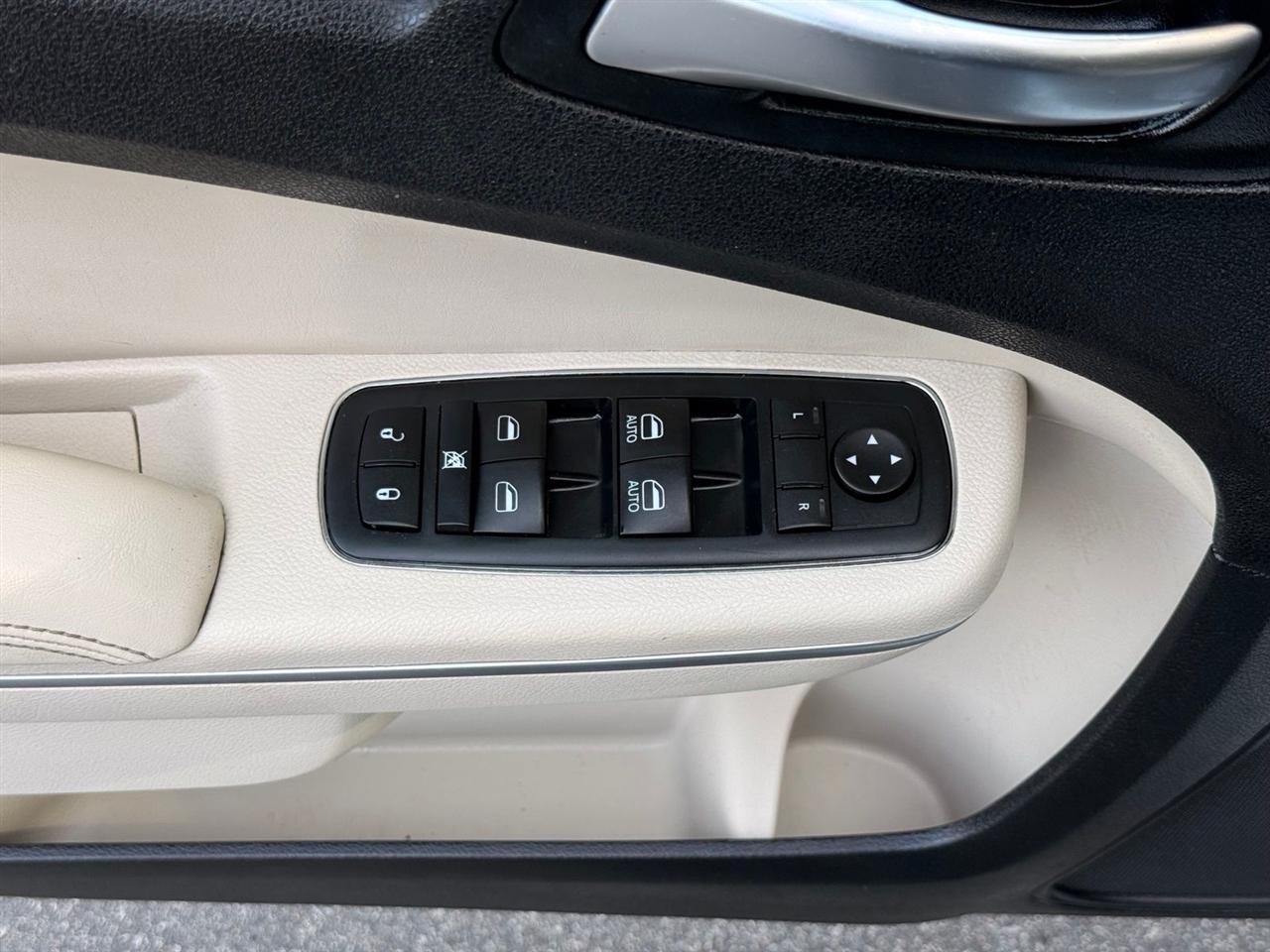 Chrysler 300  2015