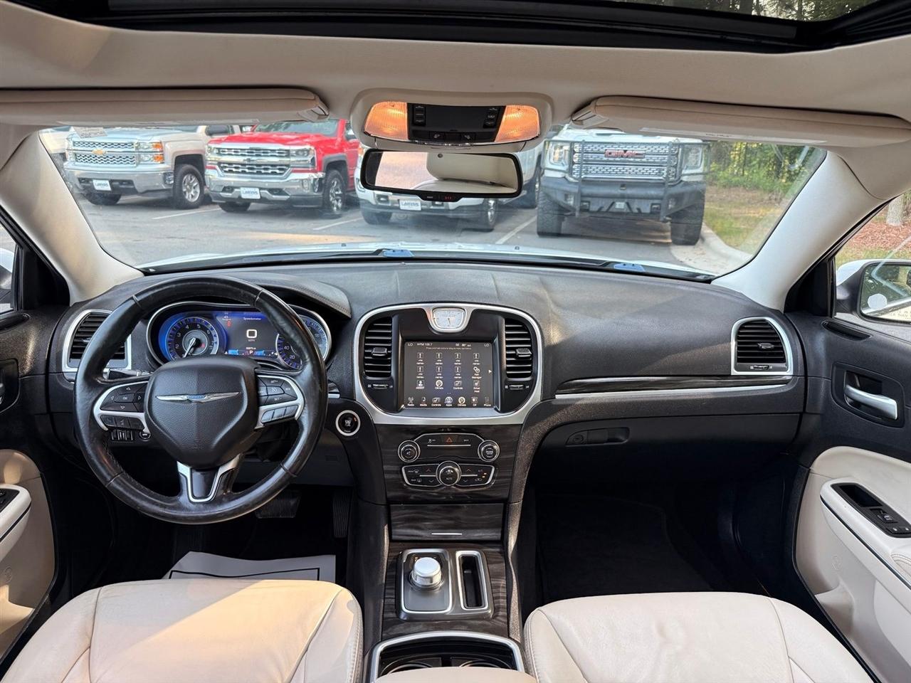 Chrysler 300  2015