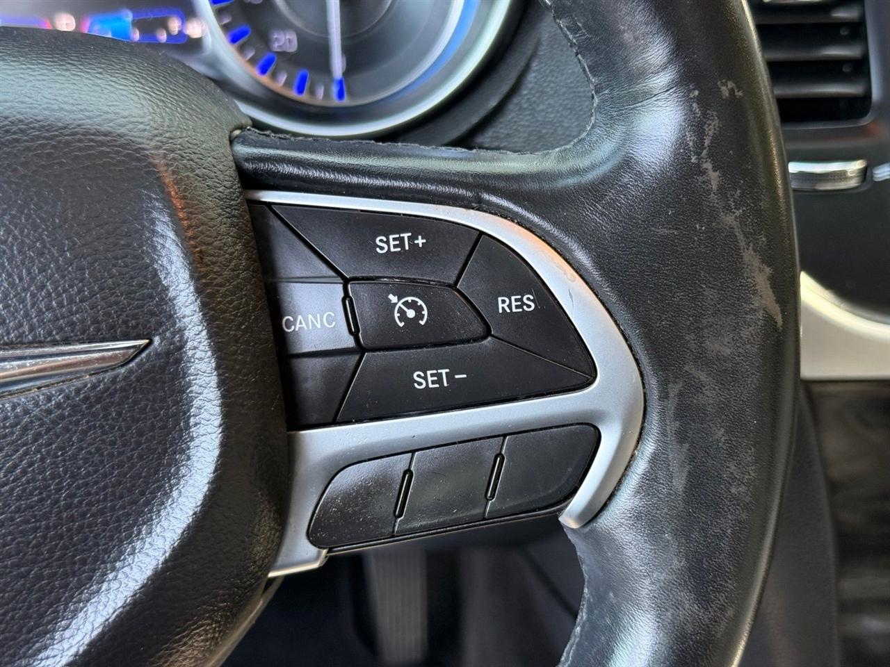 Chrysler 300  2015