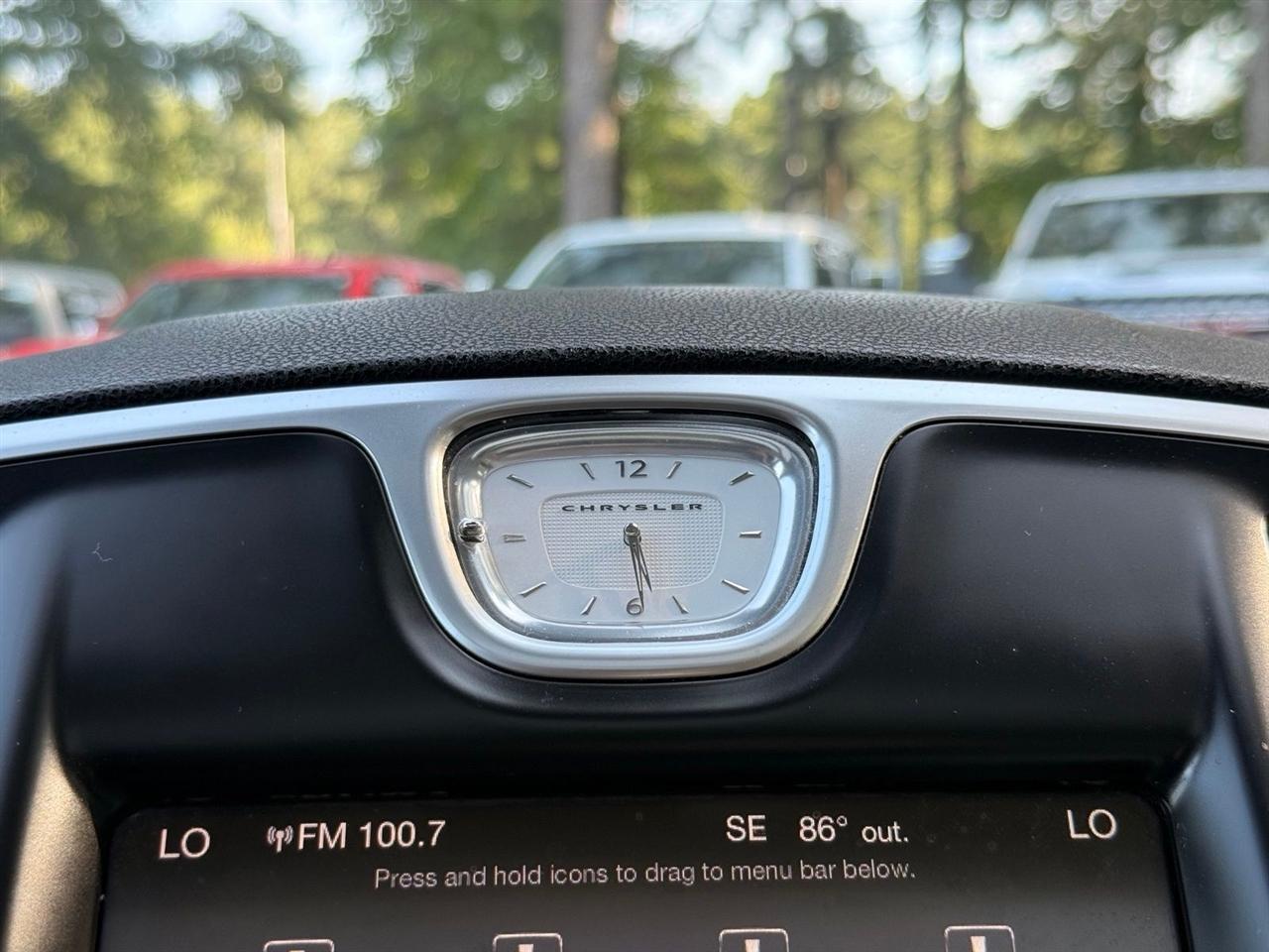 Chrysler 300  2015