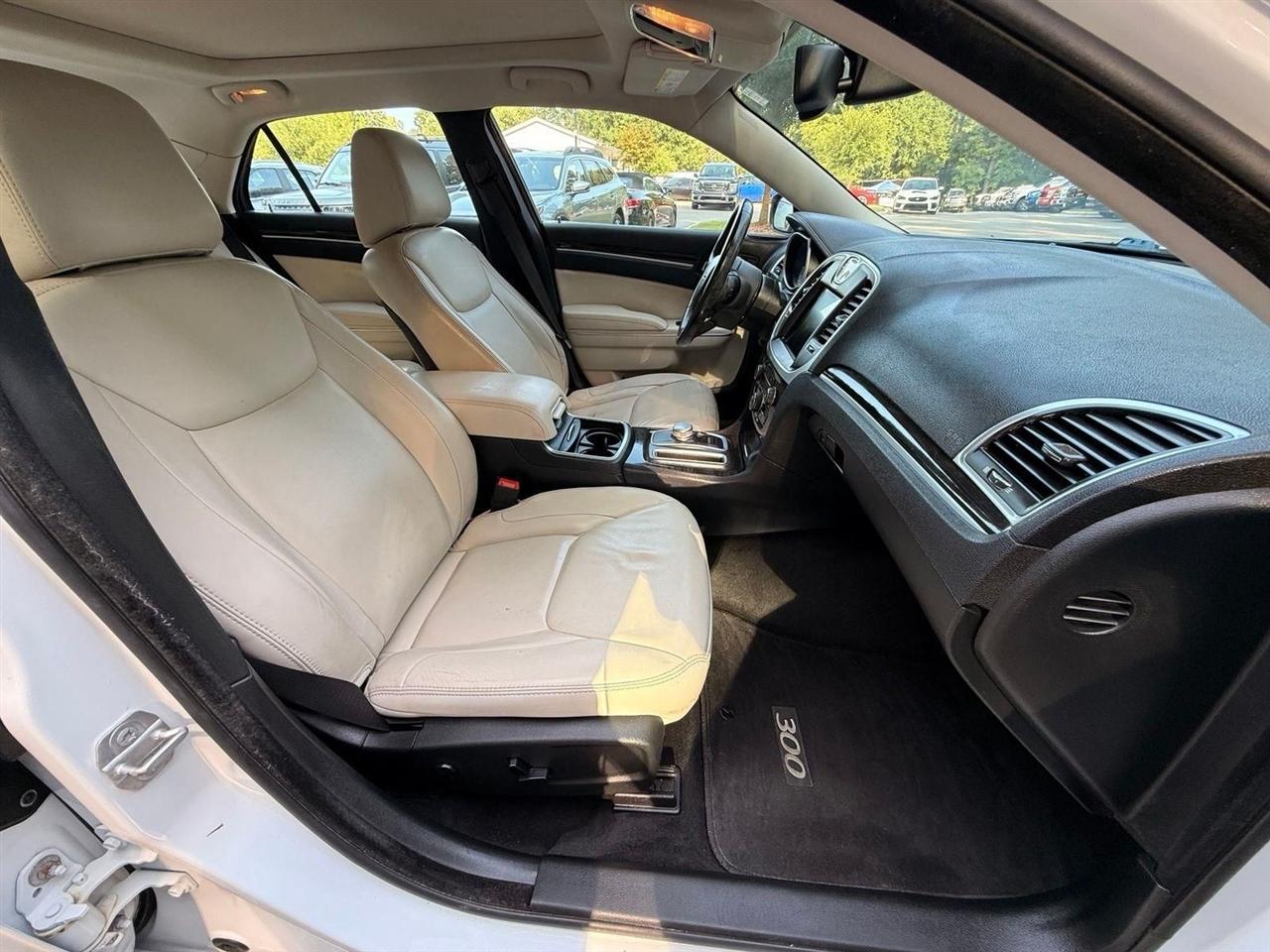Chrysler 300  2015