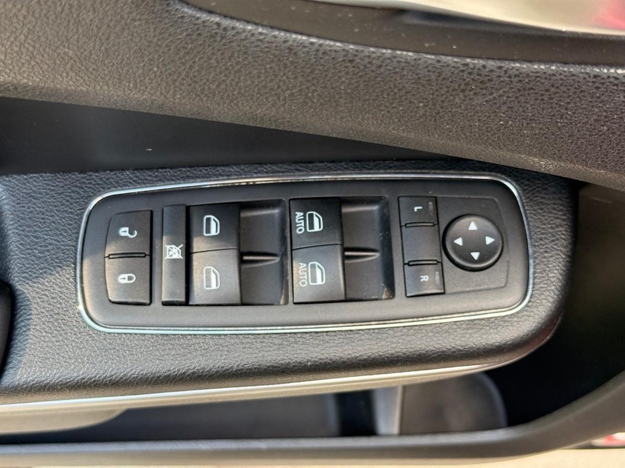 Chrysler 300  2015