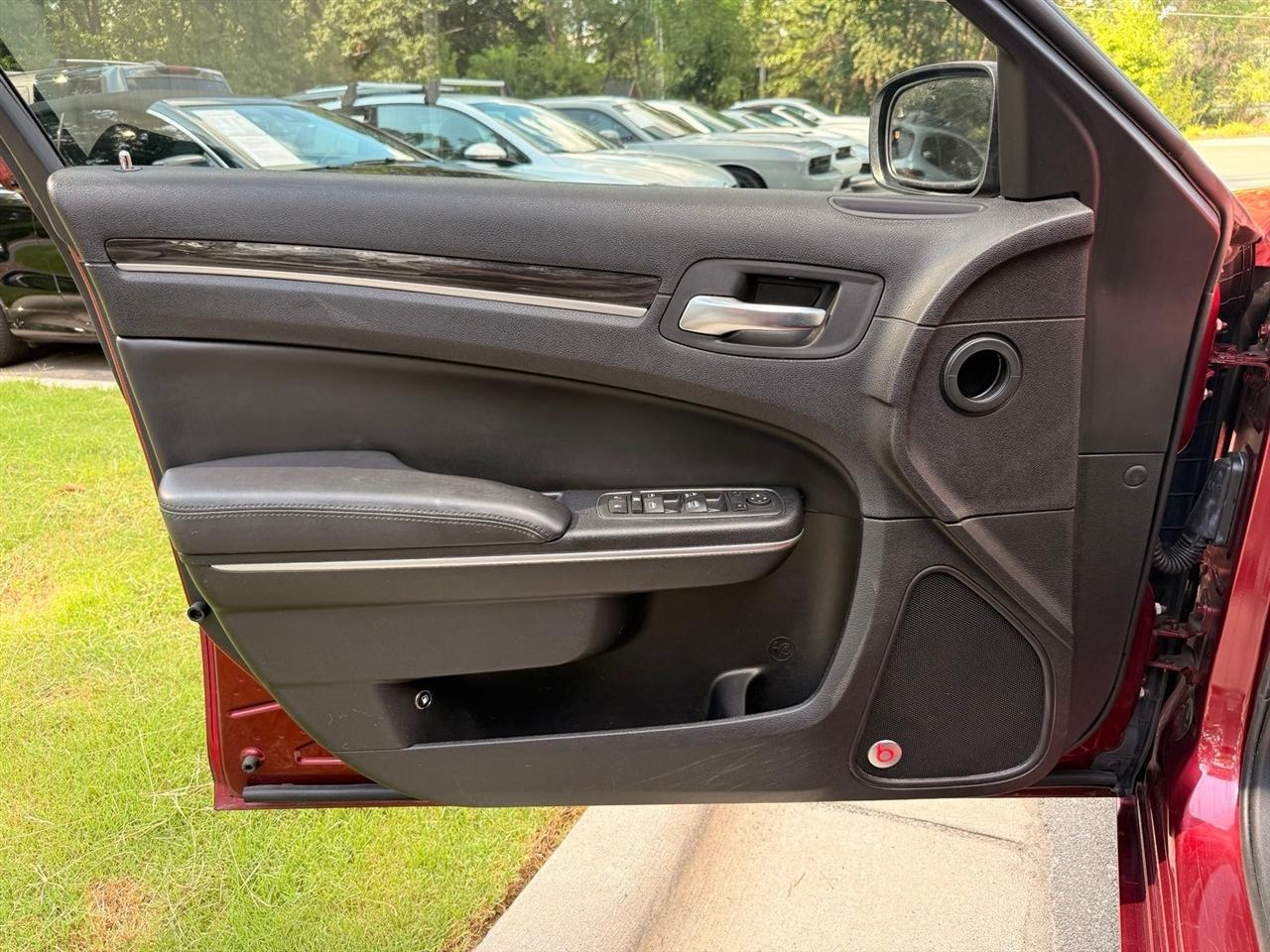 Chrysler 300  2015