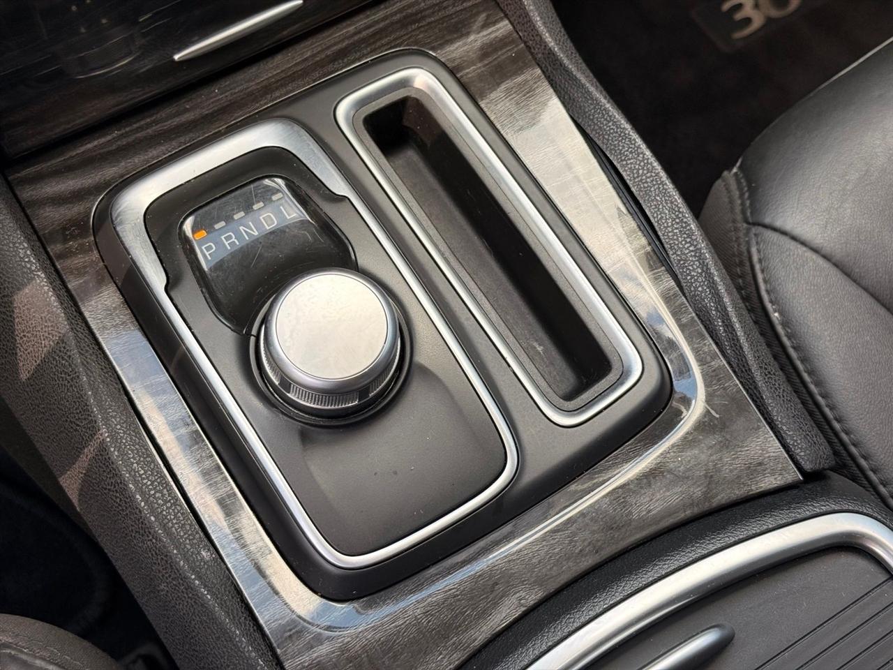 Chrysler 300  2015