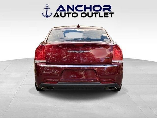 Chrysler 300  2015
