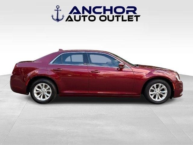 Chrysler 300  2015