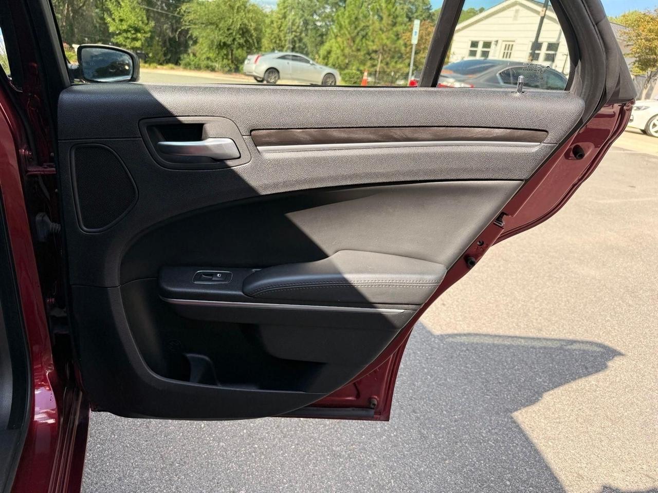 Chrysler 300  2015