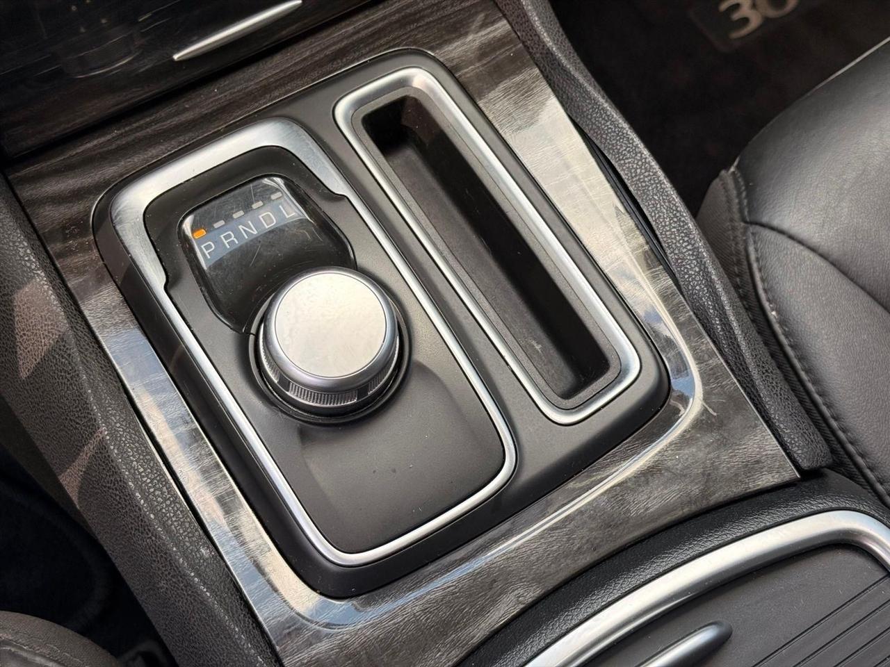 Chrysler 300  2015
