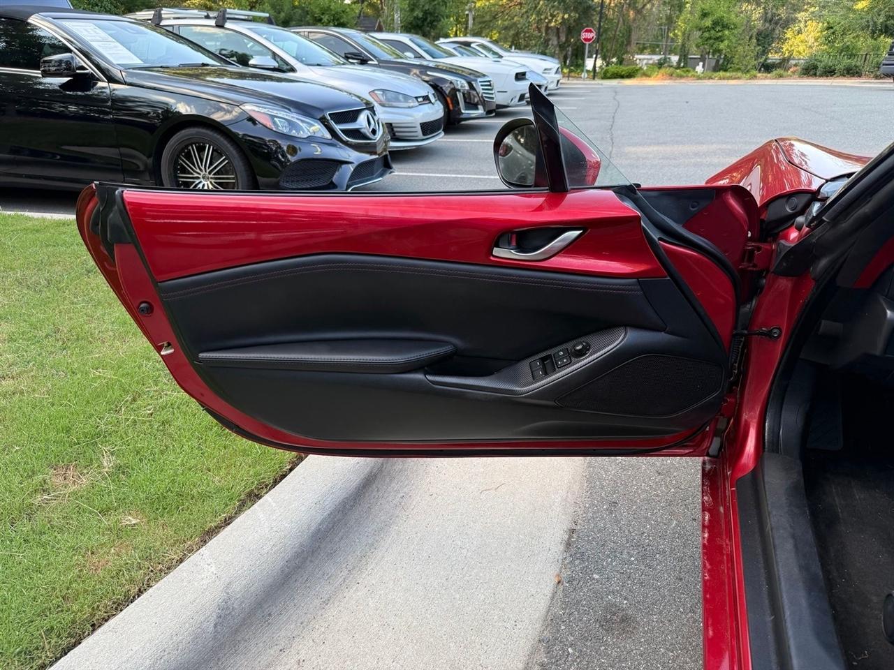Mazda MX-5 Miata  2016