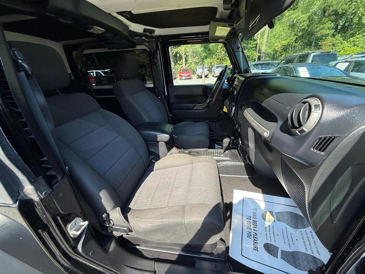 Jeep Wrangler  2011