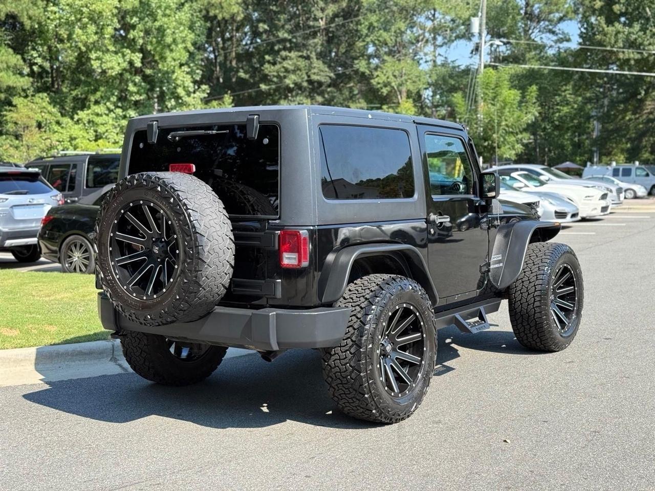 Jeep Wrangler  2011