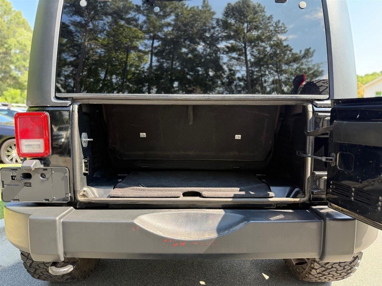 Jeep Wrangler  2011