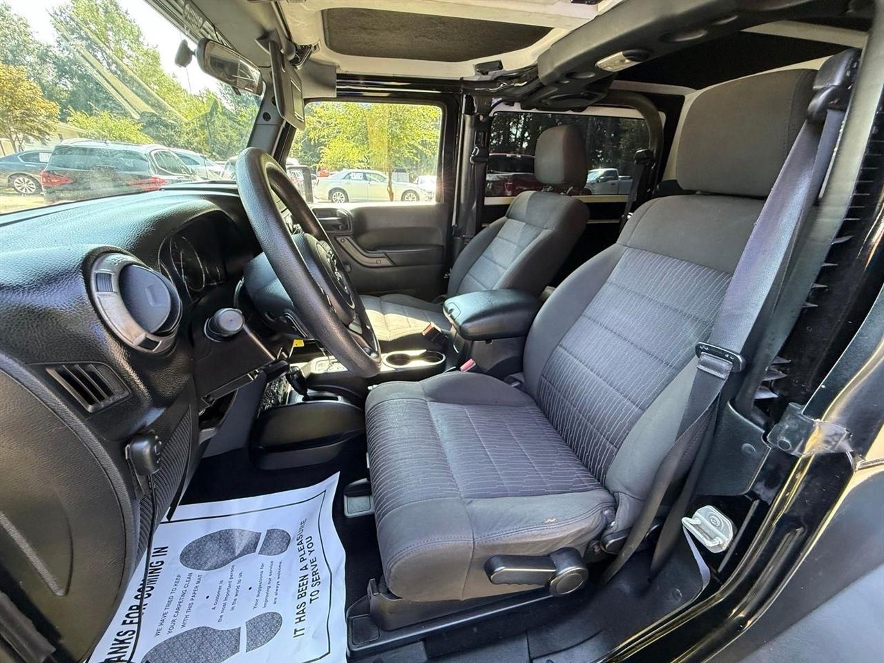 Jeep Wrangler  2011