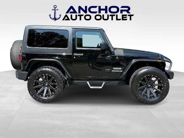Jeep Wrangler  2011
