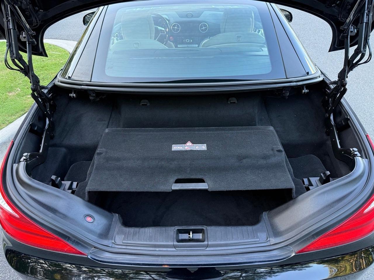 Mercedes-Benz SL-Class  2013