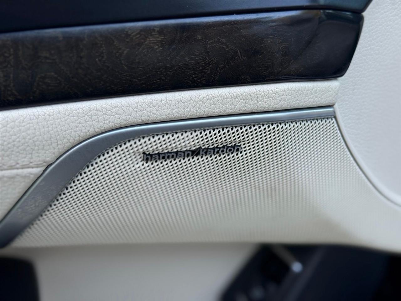 Mercedes-Benz SL-Class  2013