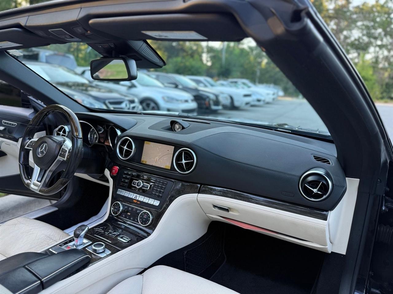Mercedes-Benz SL-Class  2013