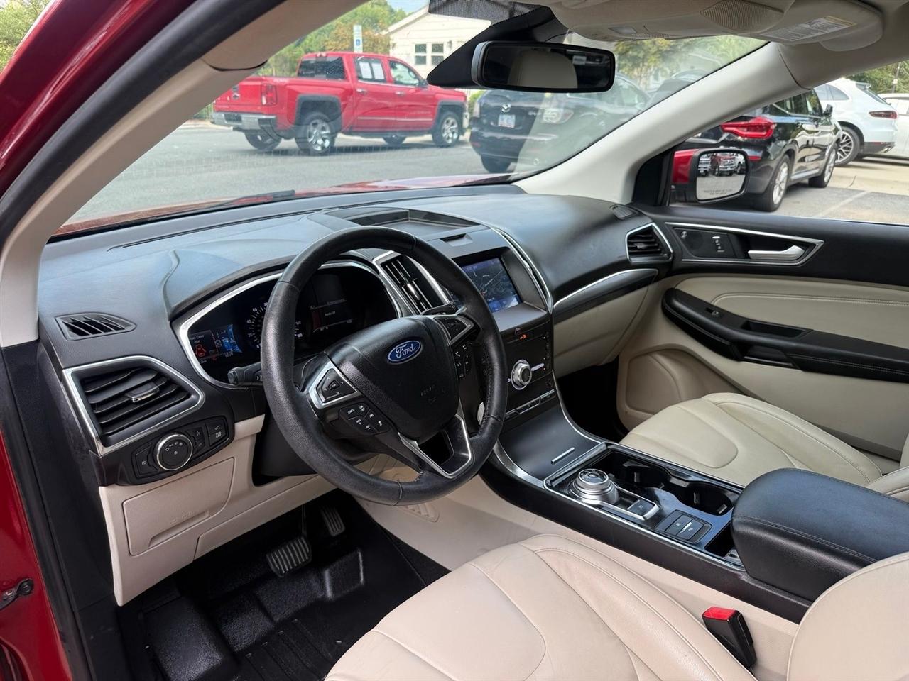 Ford Edge  2020