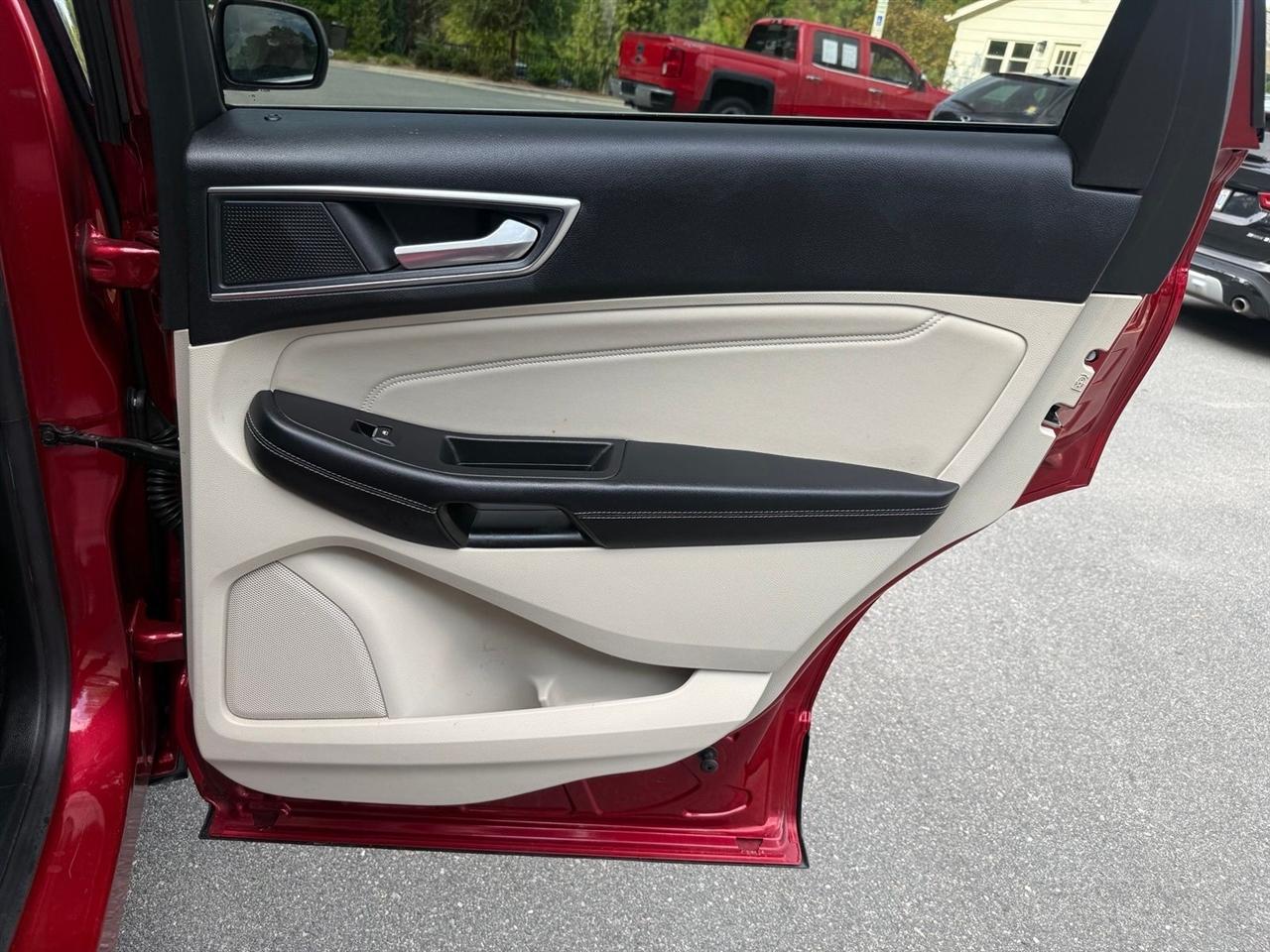 Ford Edge  2020