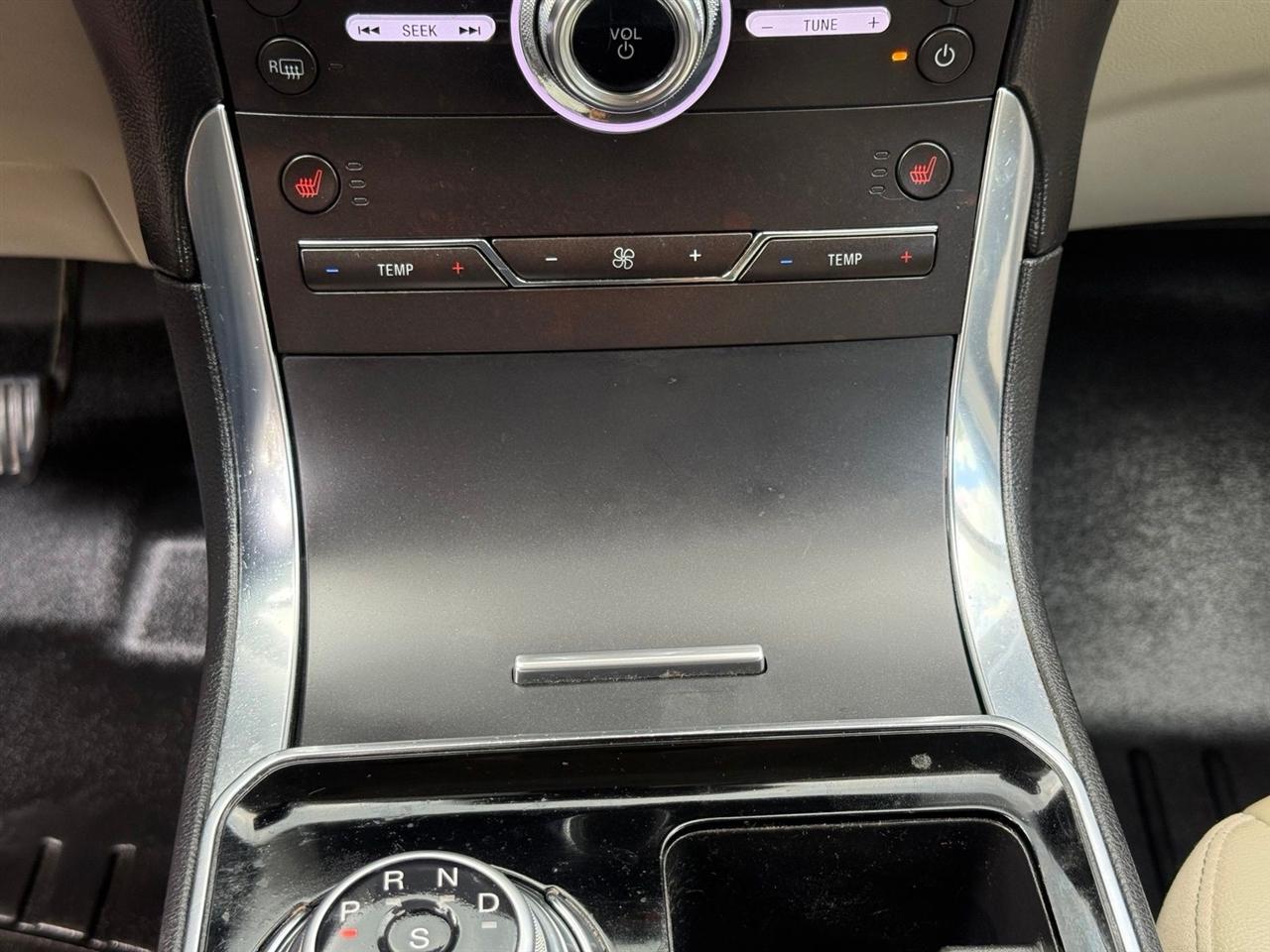 Ford Edge  2020
