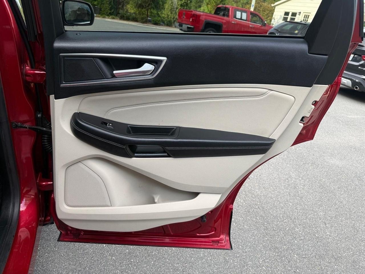 Ford Edge  2020