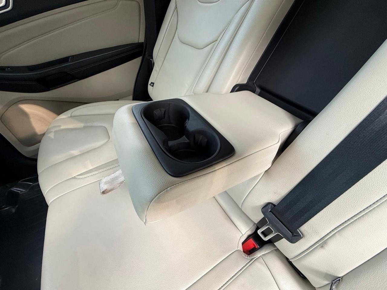 Ford Edge  2020