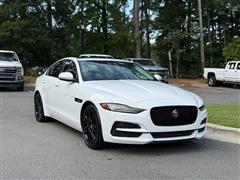 2020 Jaguar XE 