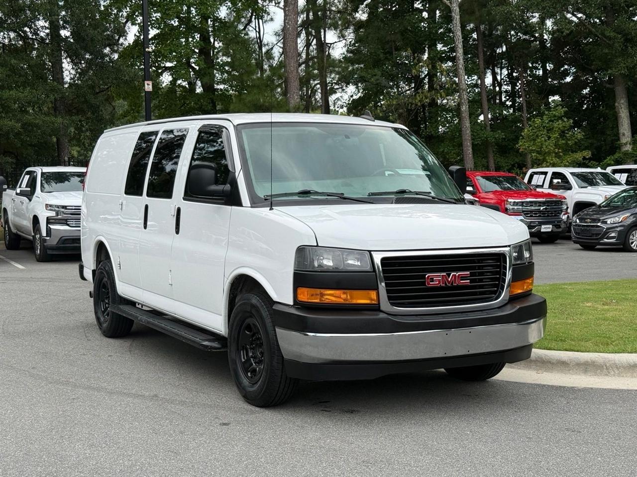 GMC Savana  2021