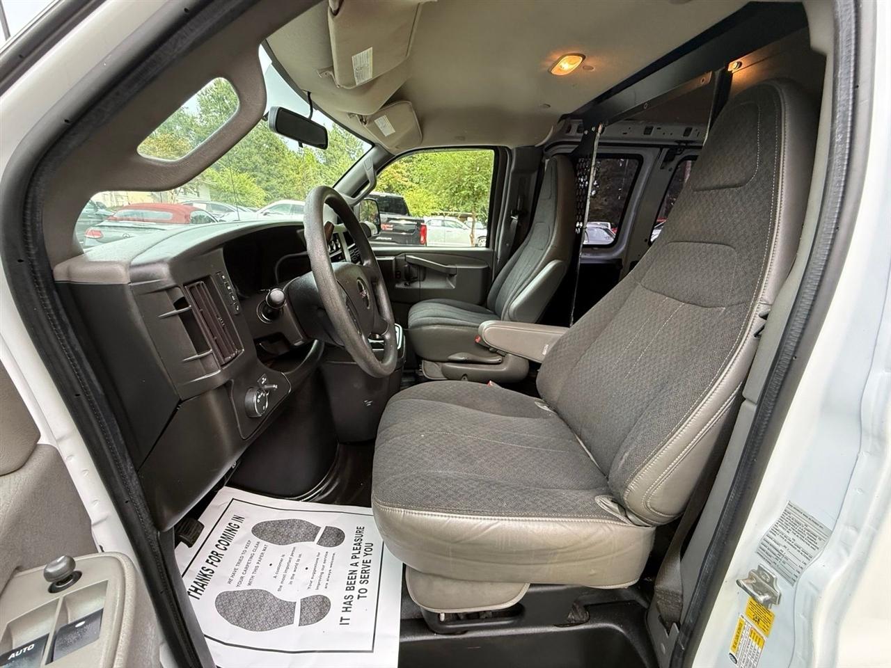 GMC Savana  2021