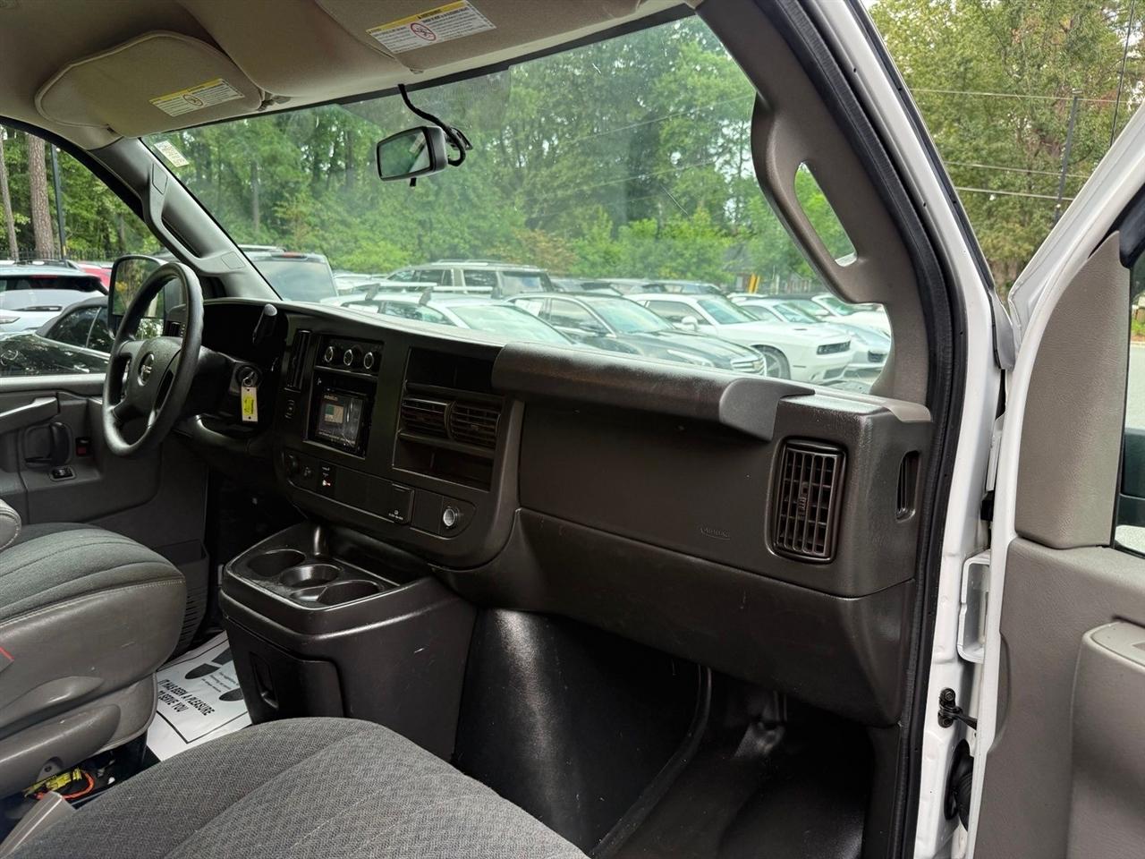 GMC Savana  2021
