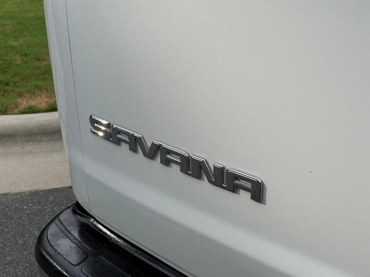 GMC Savana  2021