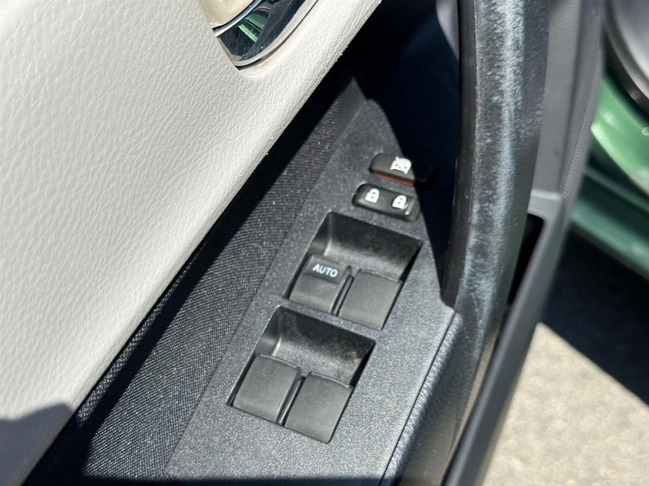 Toyota Corolla  2014
