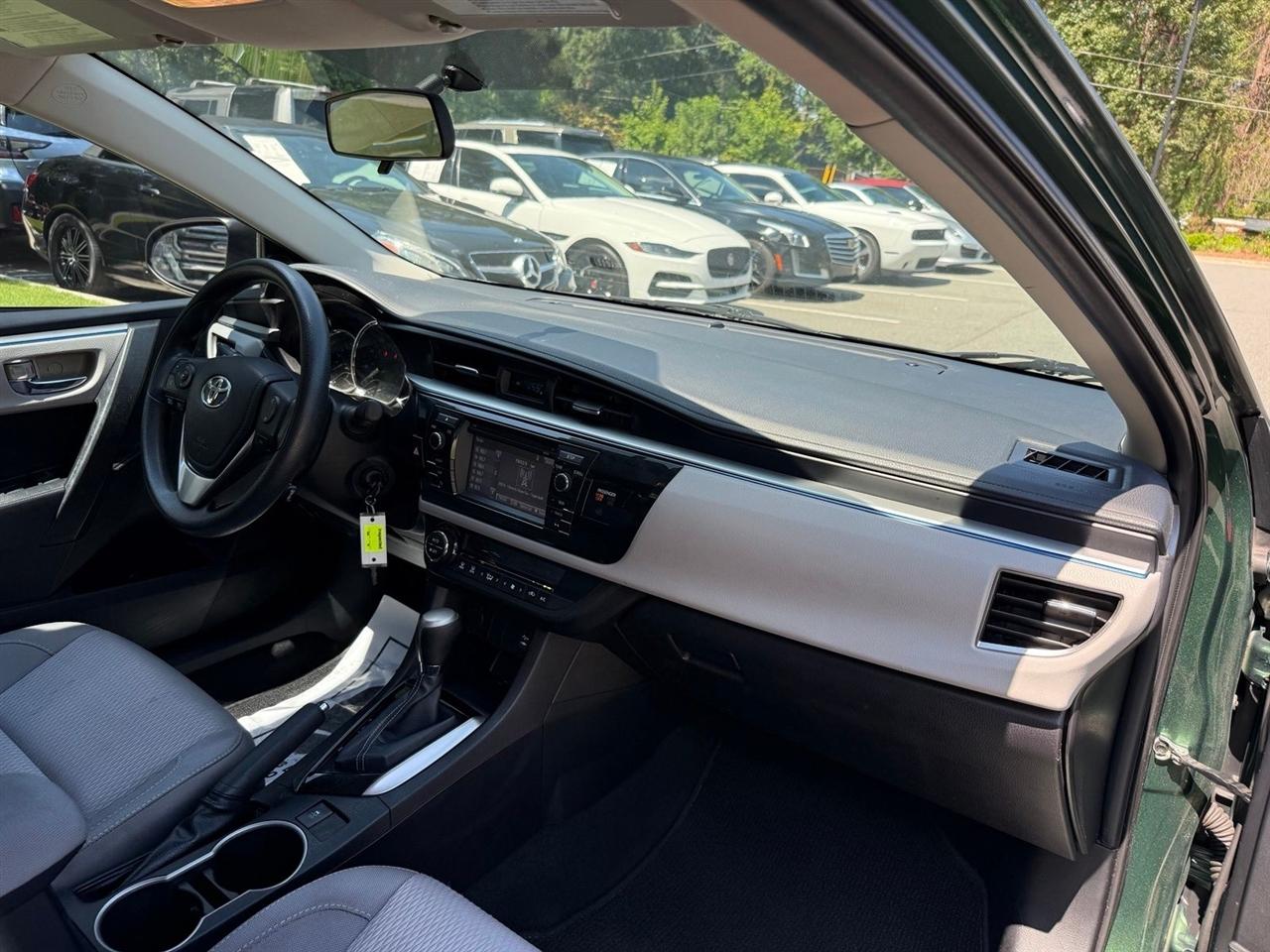 Toyota Corolla  2014