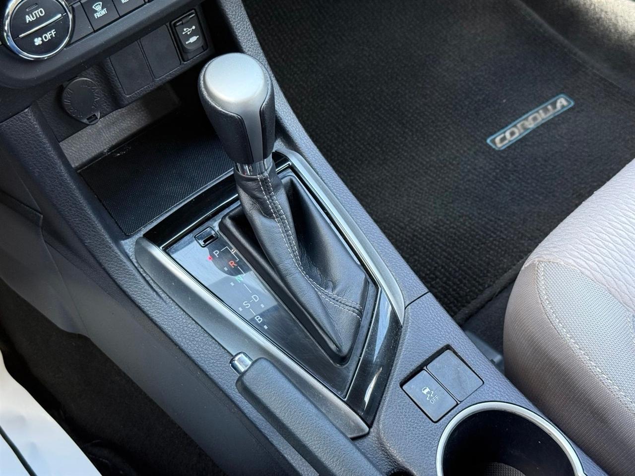 Toyota Corolla  2014