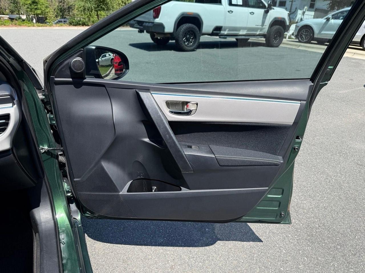 Toyota Corolla  2014