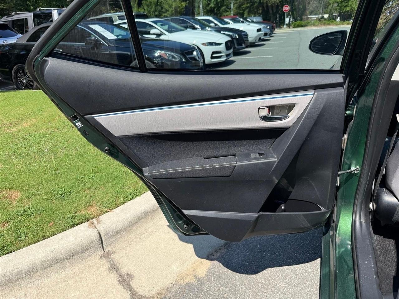 Toyota Corolla  2014