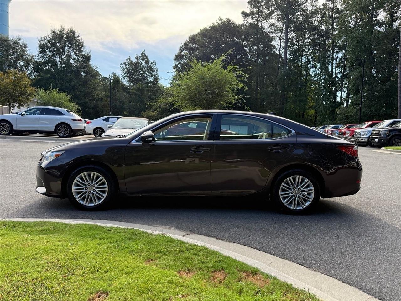 Lexus ES 350  2015