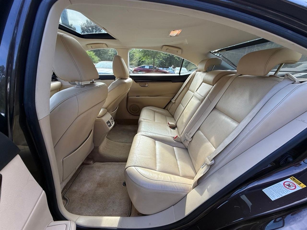Lexus ES 350  2015