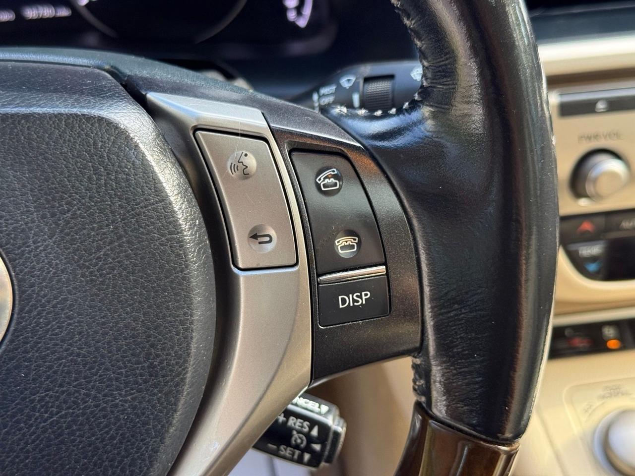 Lexus ES 350  2015