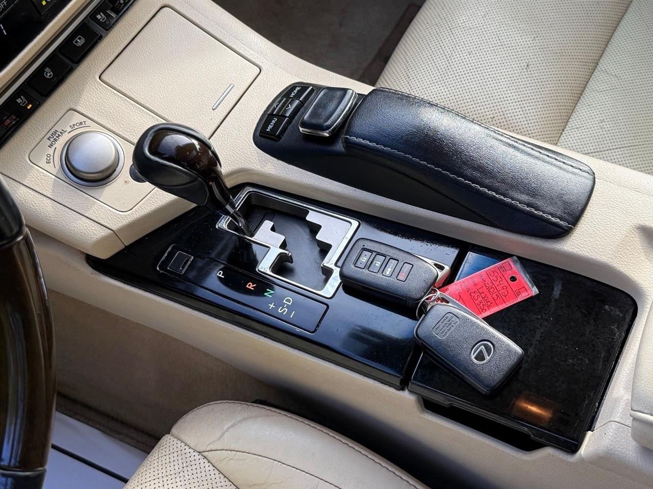 Lexus ES 350  2015