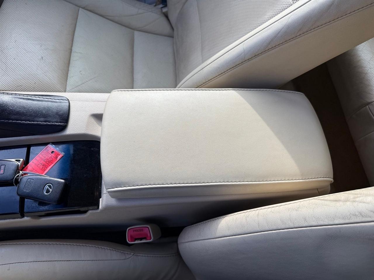 Lexus ES 350  2015