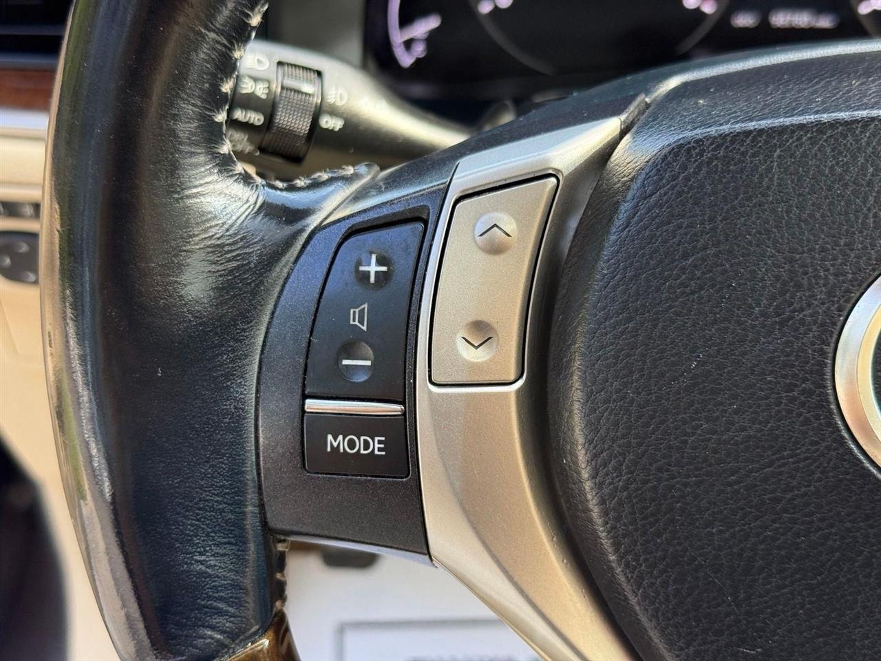 Lexus ES 350  2015