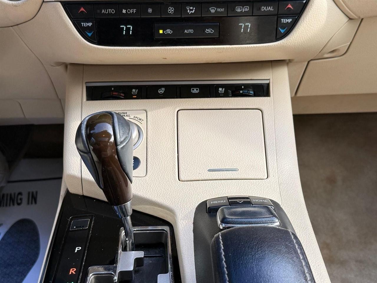 Lexus ES 350  2015