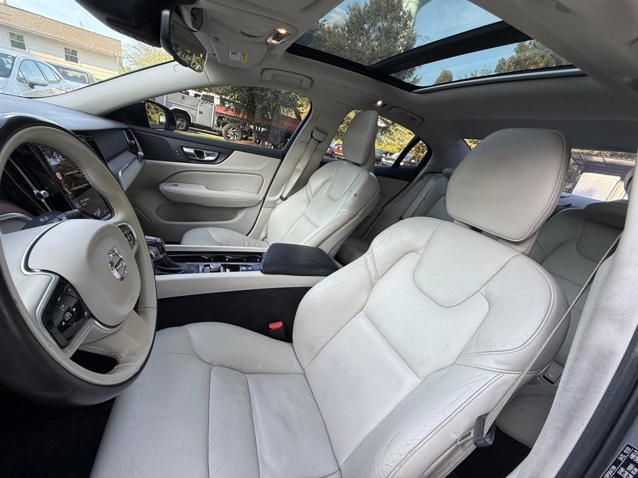 Volvo S60  2021