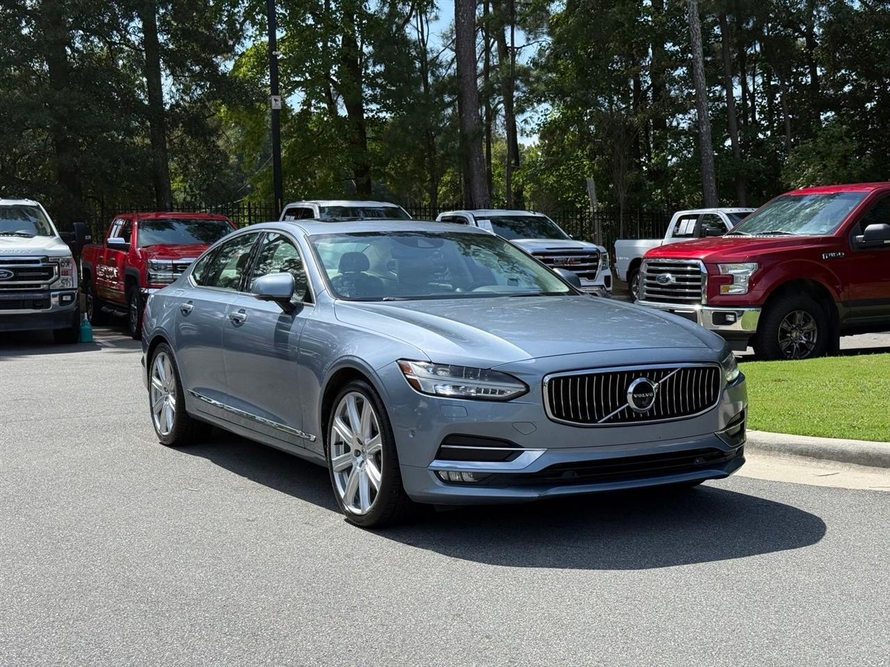 Volvo S90  2017