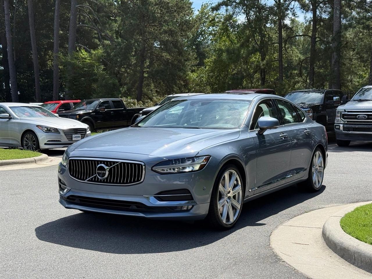 Volvo S90  2017