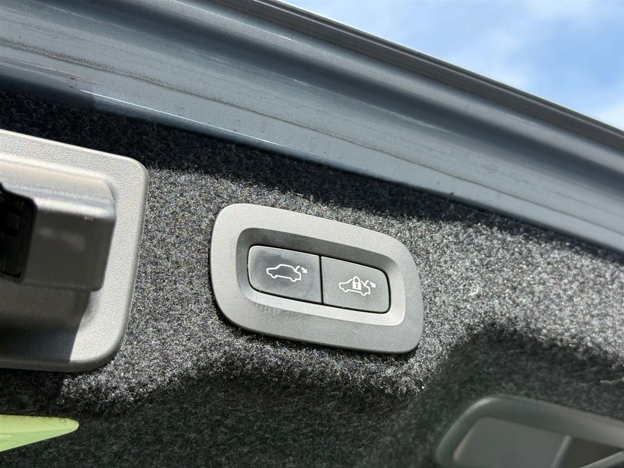 Volvo S90  2017