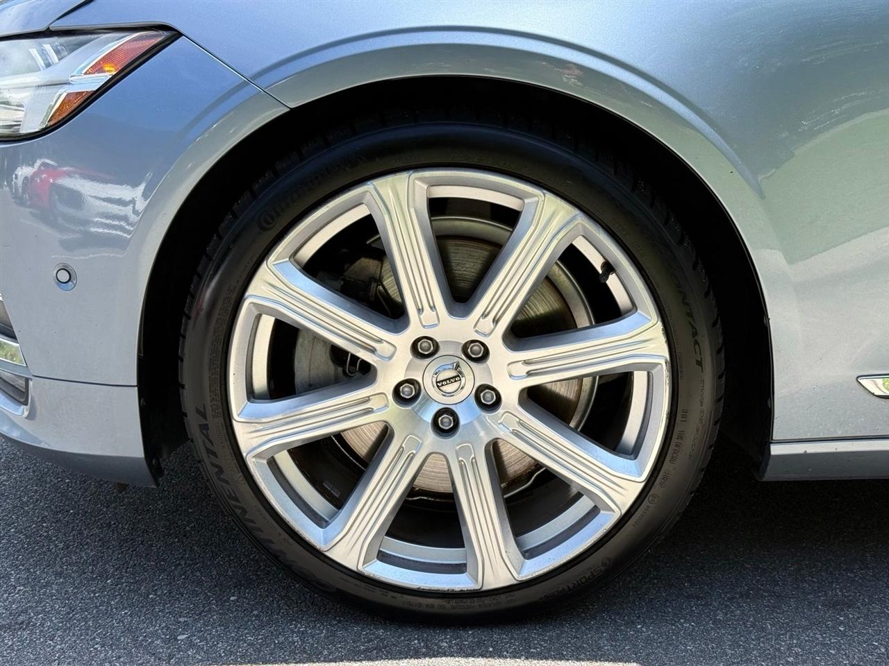 Volvo S90  2017