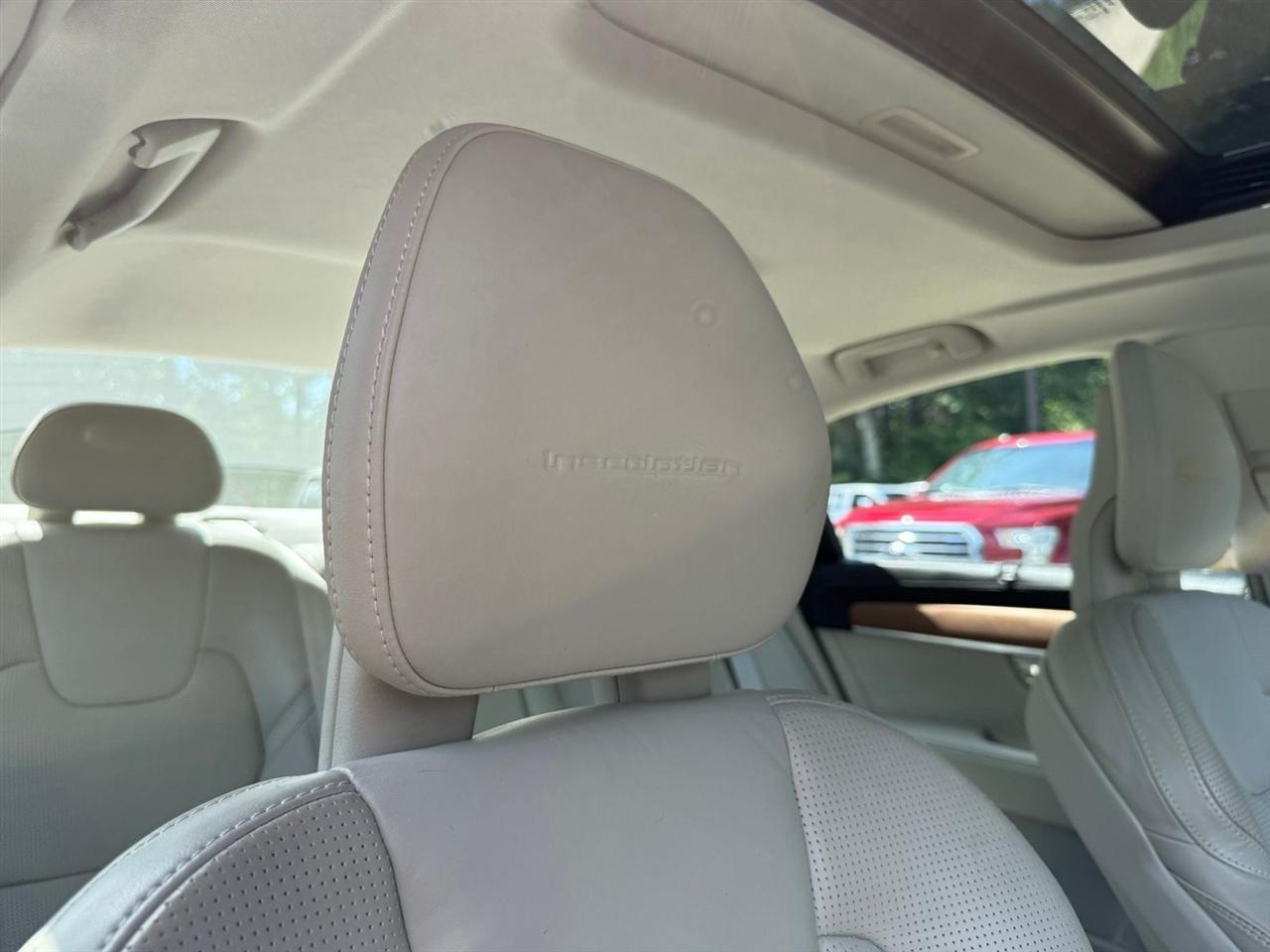 Volvo S90  2017