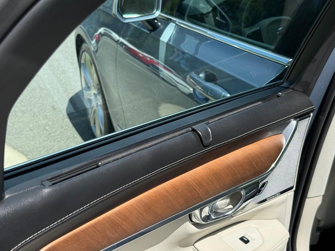 Volvo S90  2017